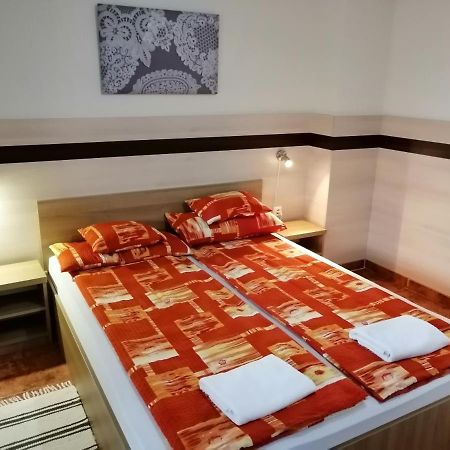 Csipkehaz Apartman Cserkeszolo Ngoại thất bức ảnh