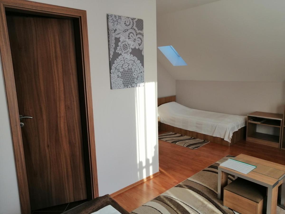 Csipkehaz Apartman Cserkeszolo Ngoại thất bức ảnh