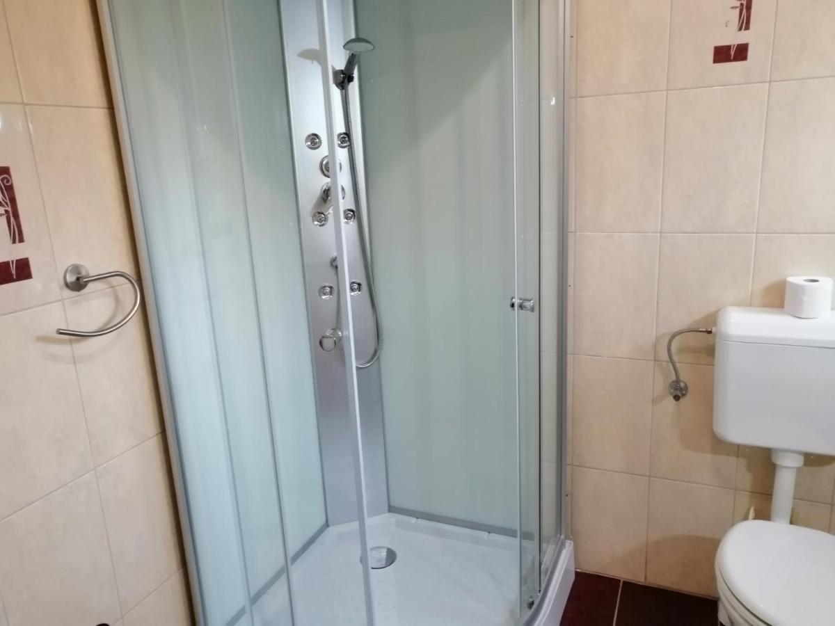 Csipkehaz Apartman Cserkeszolo Ngoại thất bức ảnh