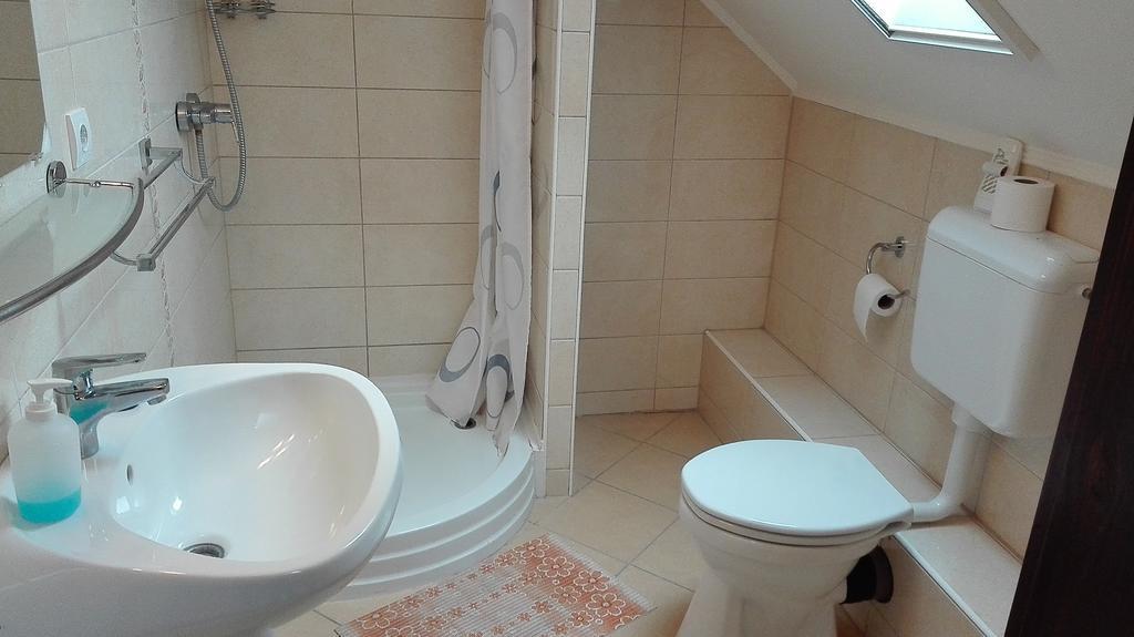 Csipkehaz Apartman Cserkeszolo Ngoại thất bức ảnh