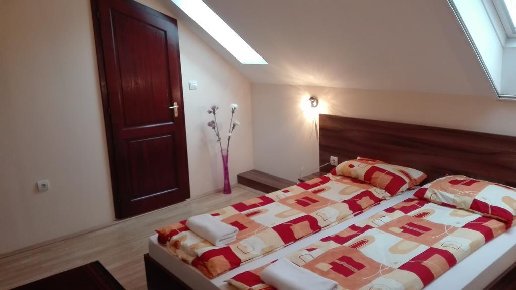 Csipkehaz Apartman Cserkeszolo Ngoại thất bức ảnh